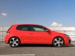 Volkswagen Golf GTi 3-Door 2009 года (UK)